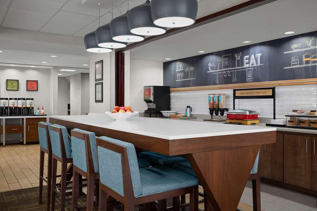 Hampton Inn By Hilton Panama City Beach Upper Grand Lagoon Restaurace fotografie