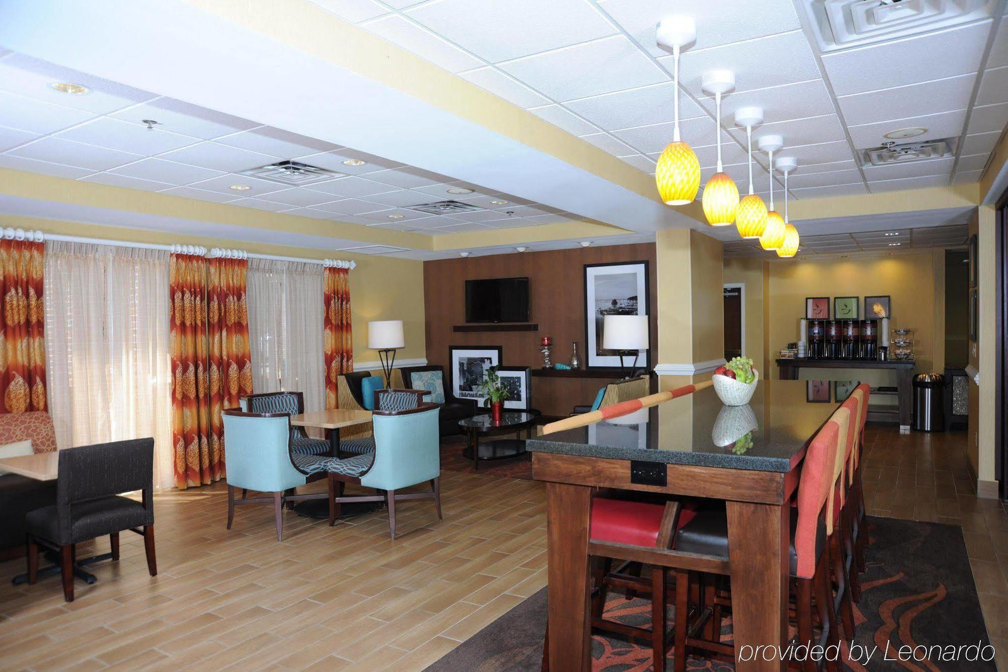 Hampton Inn By Hilton Panama City Beach Upper Grand Lagoon Exteriér fotografie